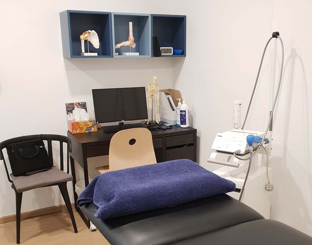 consultation room at BMJ physiotherapy Kovan branch
